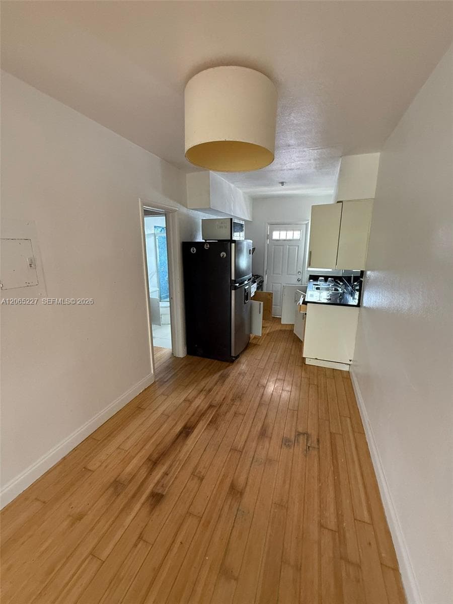 8080 Tatum Waterway Dr # 19, Miami Beach FL 33141 photo 3