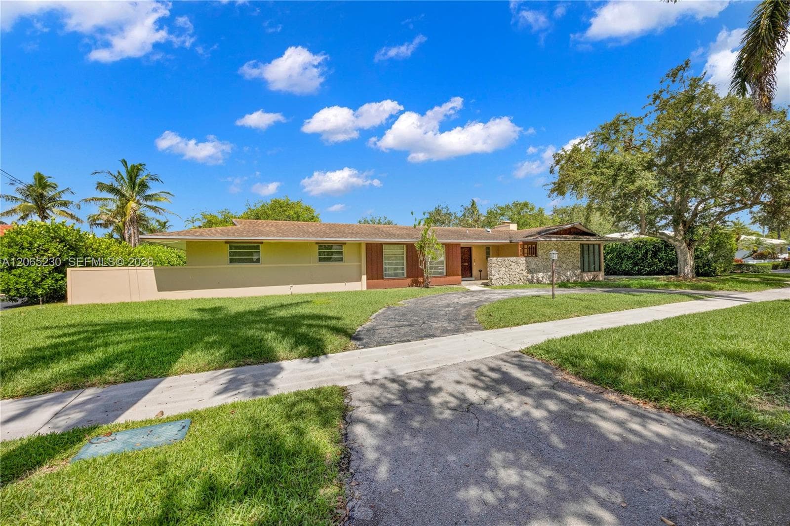 11800 SW 72nd Ave, Pinecrest FL 33156