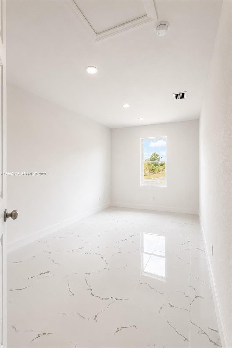 3052 S Beechwood Cir, La Belle FL 33935 photo 4