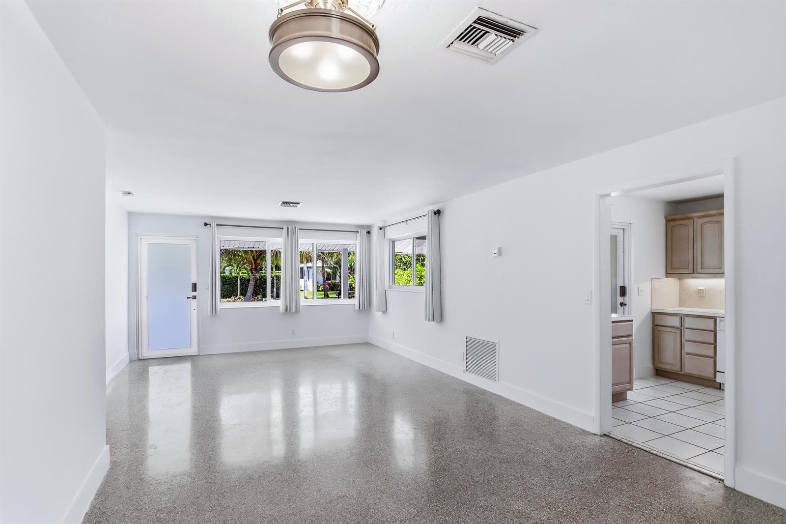106 Auburn Drive, Lake Worth FL 33460 photo 4