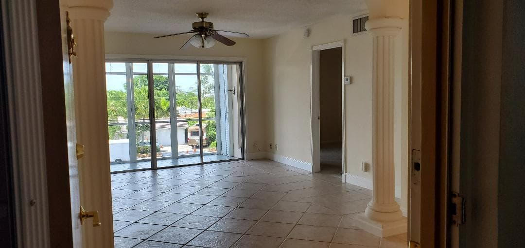 3040 NE 16TH Avenue # 303, Oakland Park FL 33334 photo 2