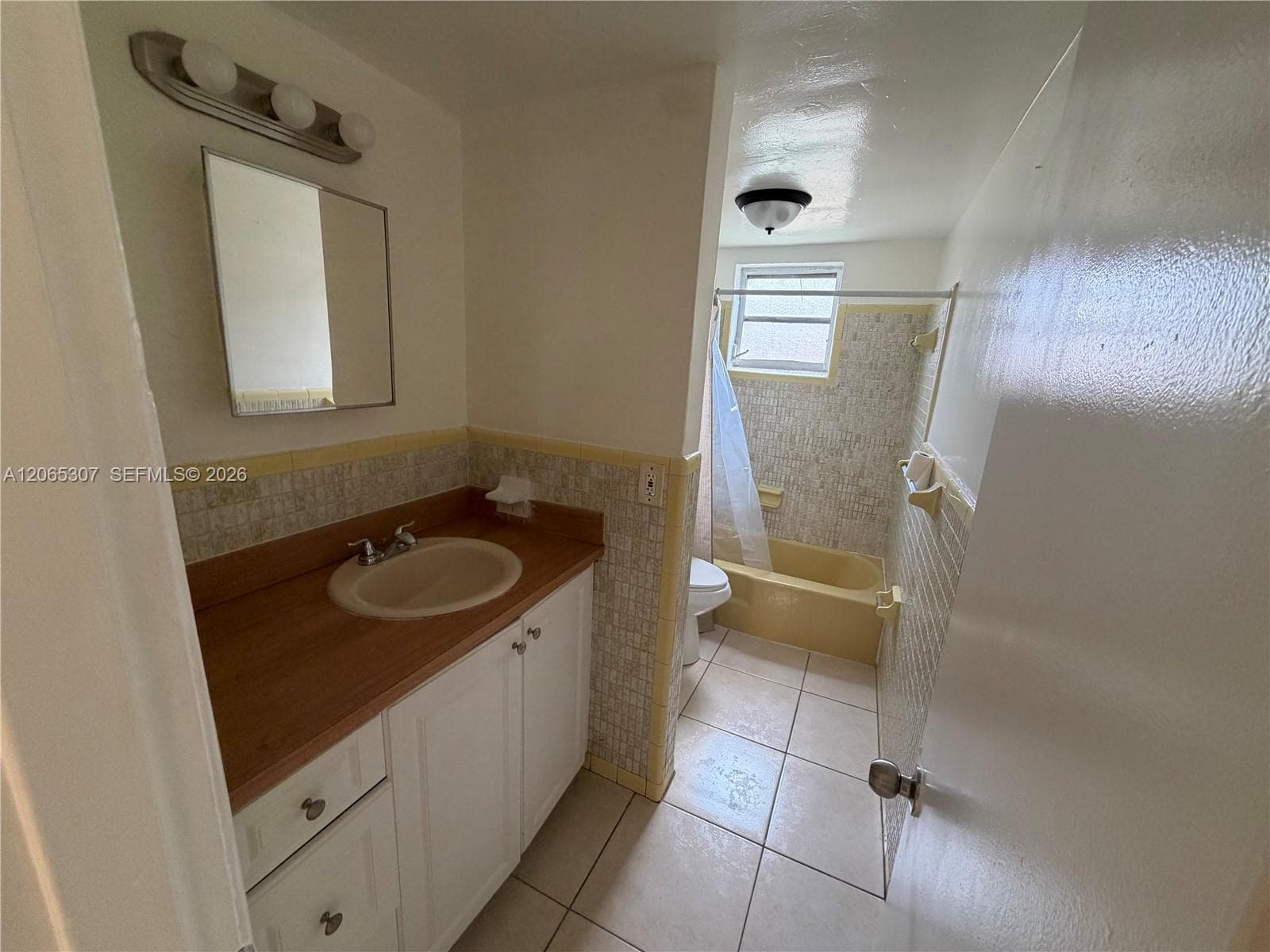 16150 NE 19th Ct # 2, North Miami Beach FL 33162 photo 5