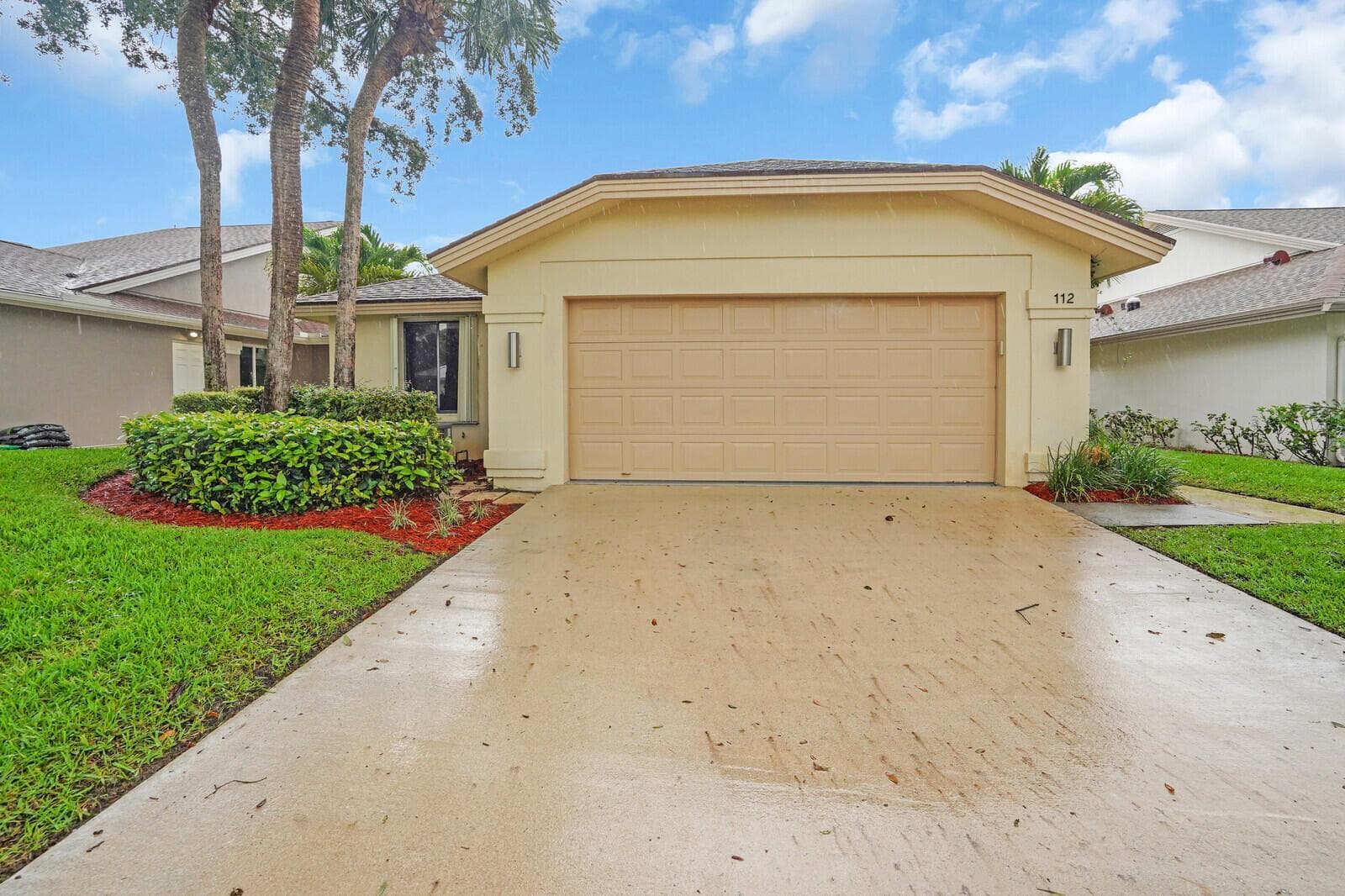112 INNER HARBOUR Way, Jupiter FL 33477 photo 2