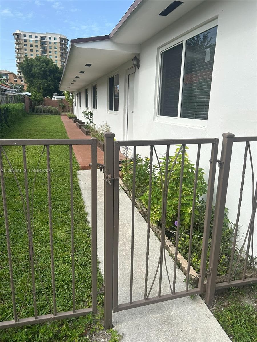4252 NW 3rd St # 4252, Miami FL 33126 photo 5