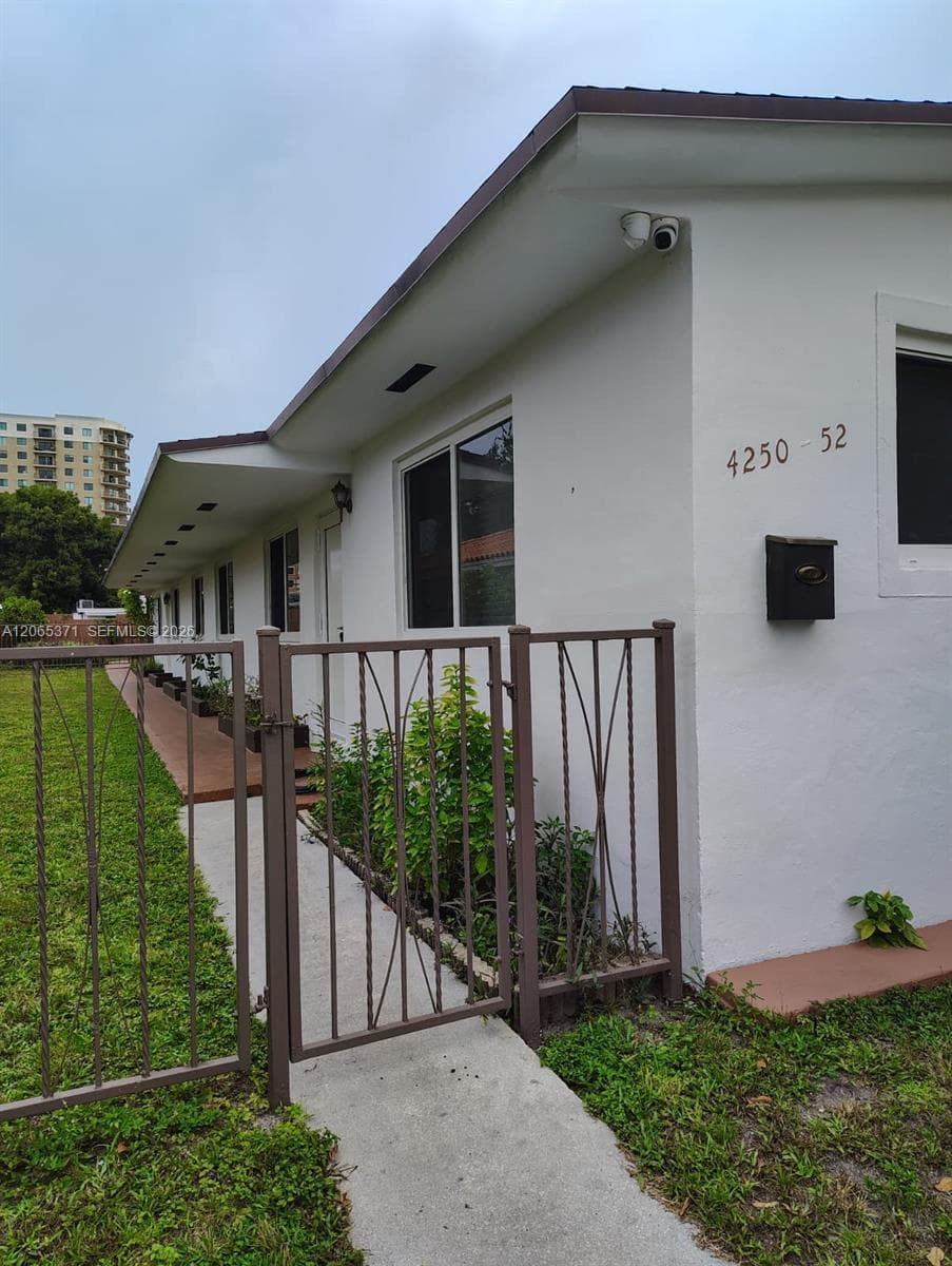 4252 NW 3rd St # 4252, Miami FL 33126 photo 4