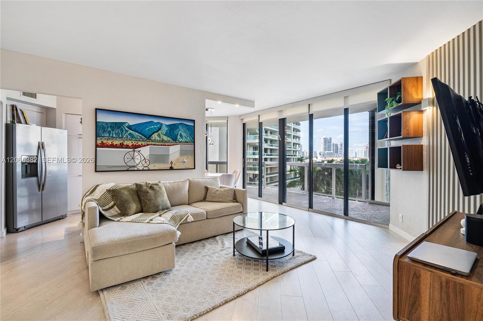 20185 E Country Club Dr, Aventura FL 33180