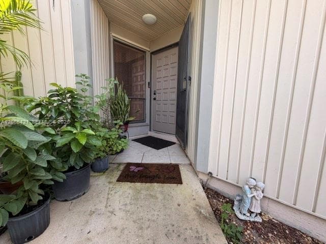 9631 W Elm Ln, Miramar FL 33025 photo 2