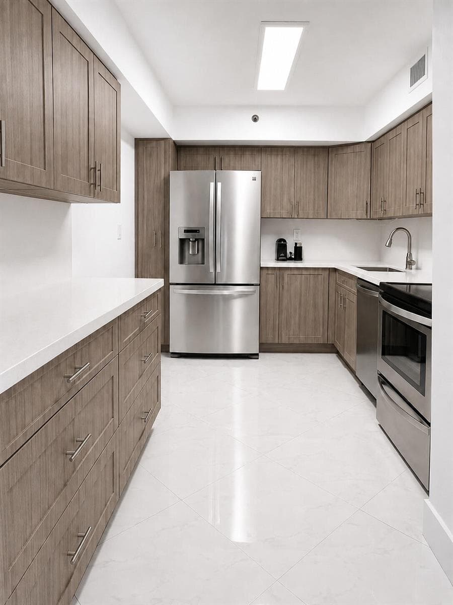 3600 MYSTIC POINTE Drive # 608, Aventura FL 33180 photo 2