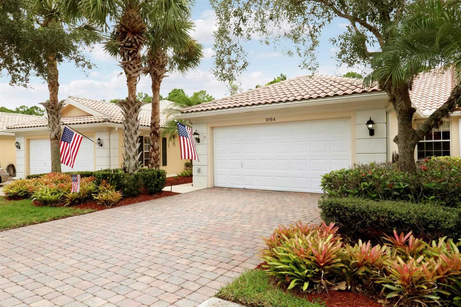 9164 SE Hawks Nest Court, Hobe Sound FL 33455 photo 2