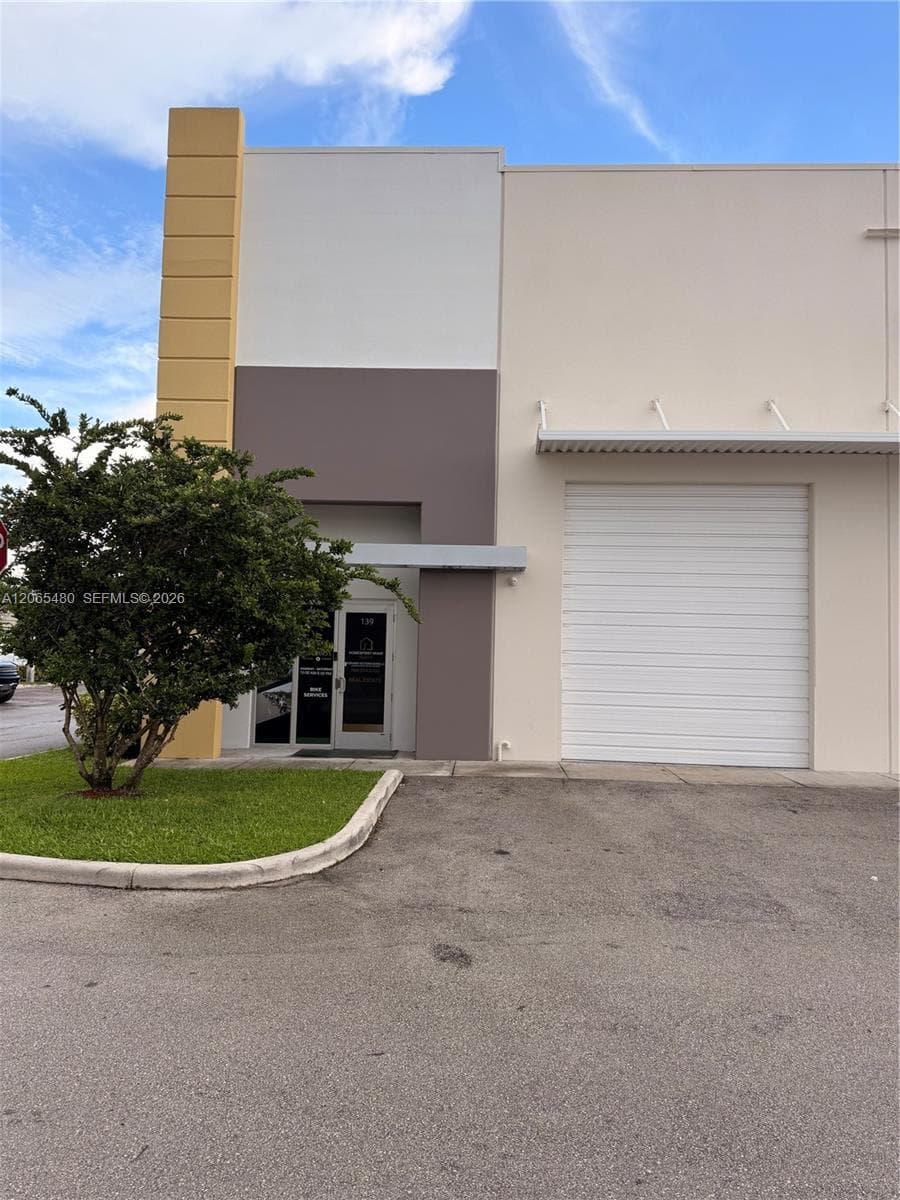 10891 NW 17th St # 139, Sweetwater FL 33172
