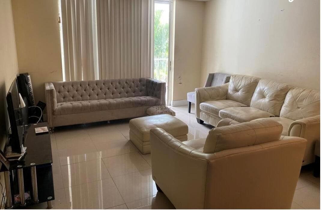 486 NW 165TH ST Road NW # B-206, Miami FL 33169 photo 2