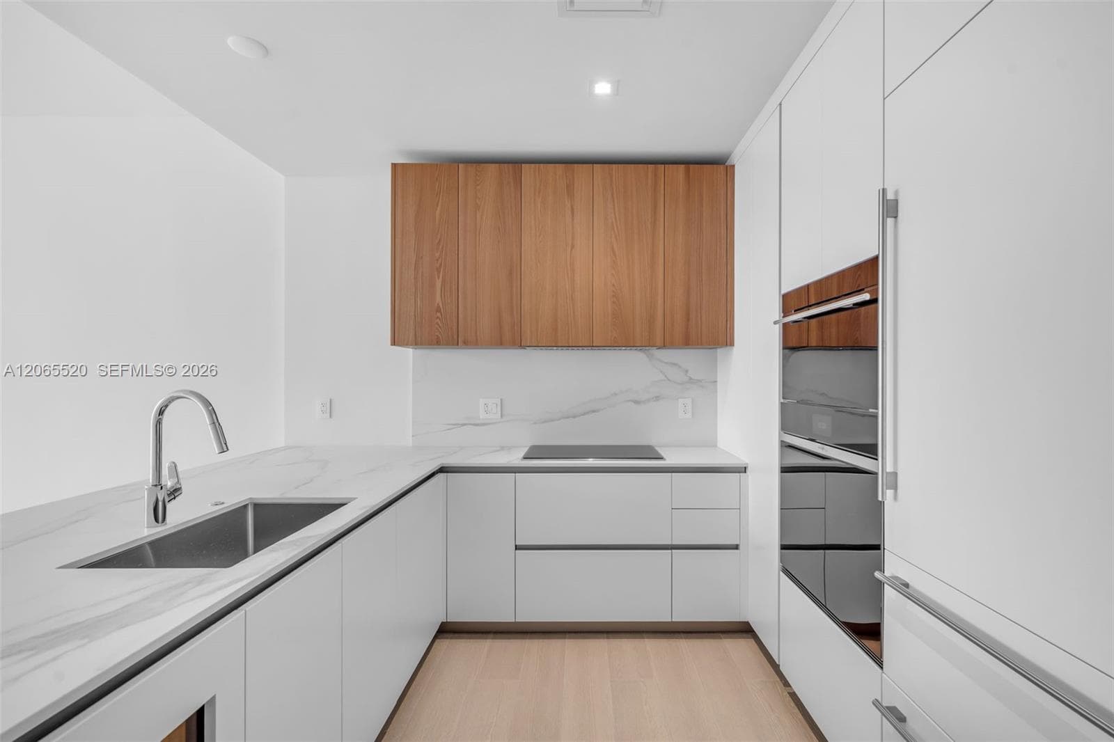 1400 Biscayne Blvd # 2905, Miami FL 33132 photo 4