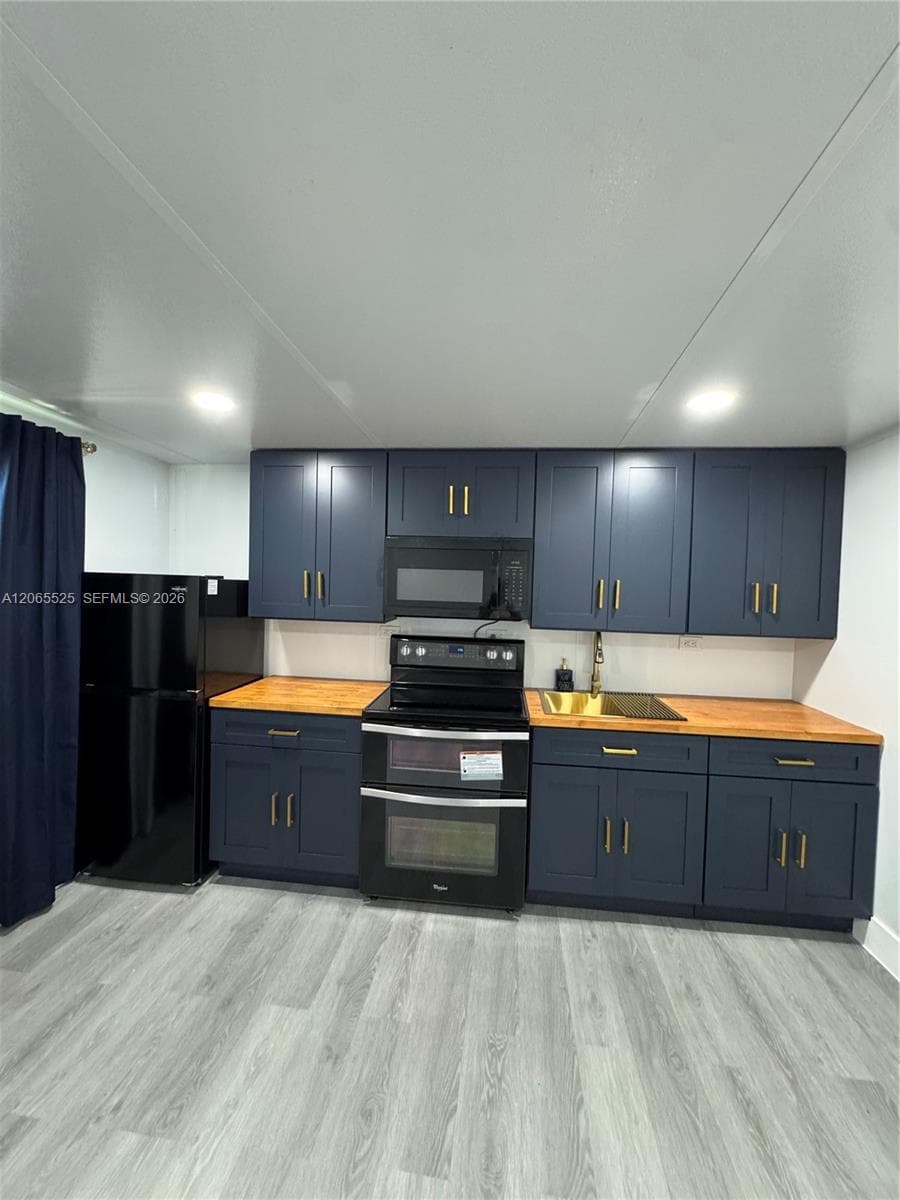 2461 NW 14th St # 2, Fort Lauderdale FL 33311 photo 5