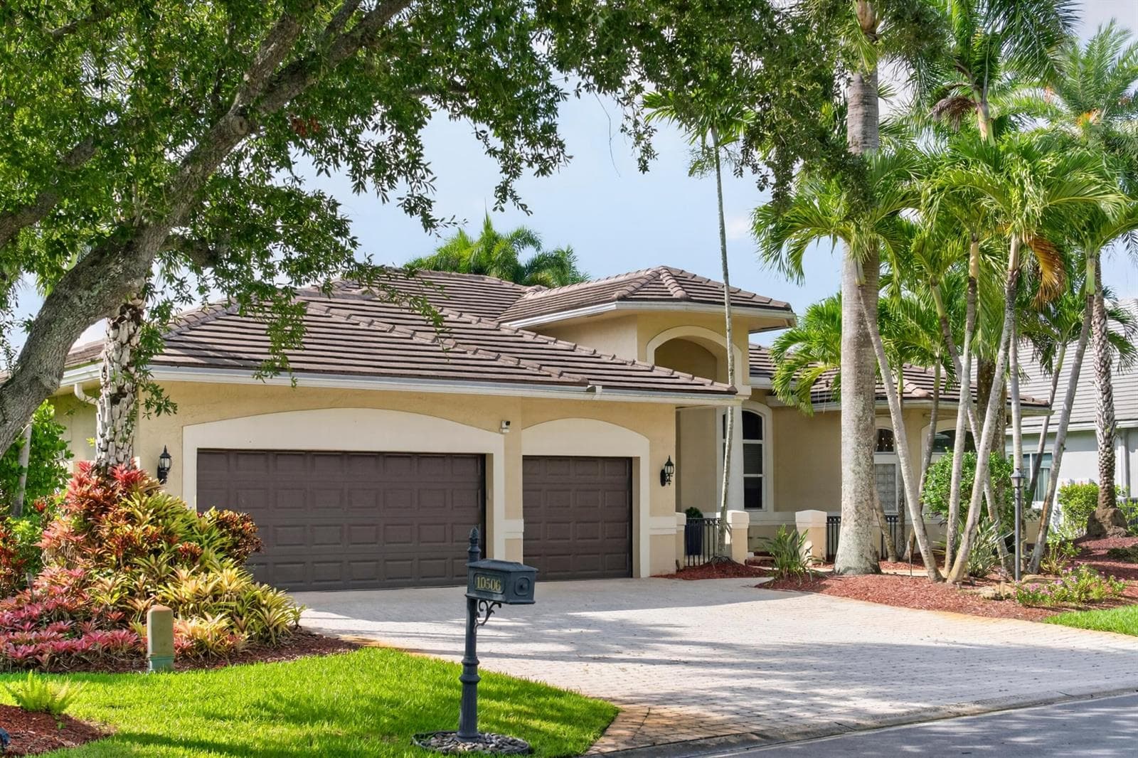 10506 NW 66th Street, Parkland FL 33076 photo 2