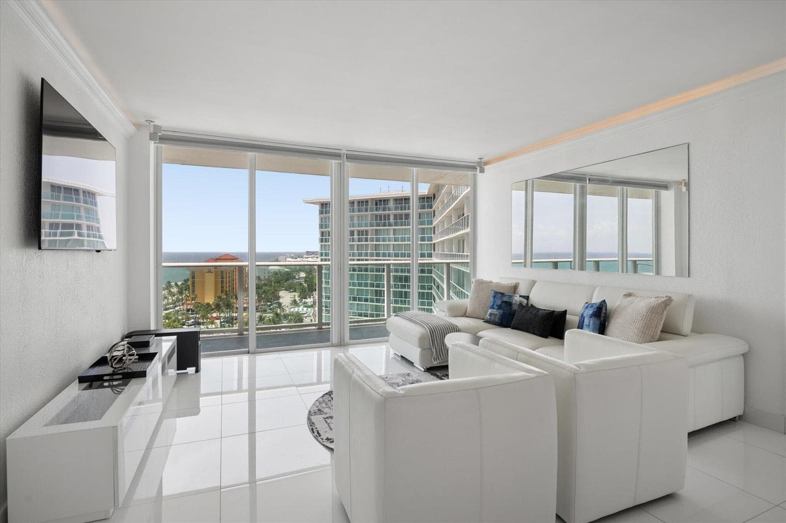 333 NE 21ST Avenue # 1520, Deerfield Beach FL 33441 photo 2