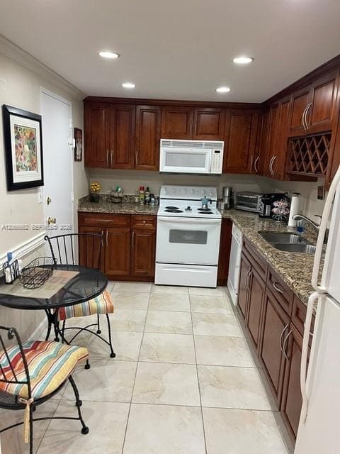 5001 Collins Ave # 9E, Miami Beach FL 33140 photo 2