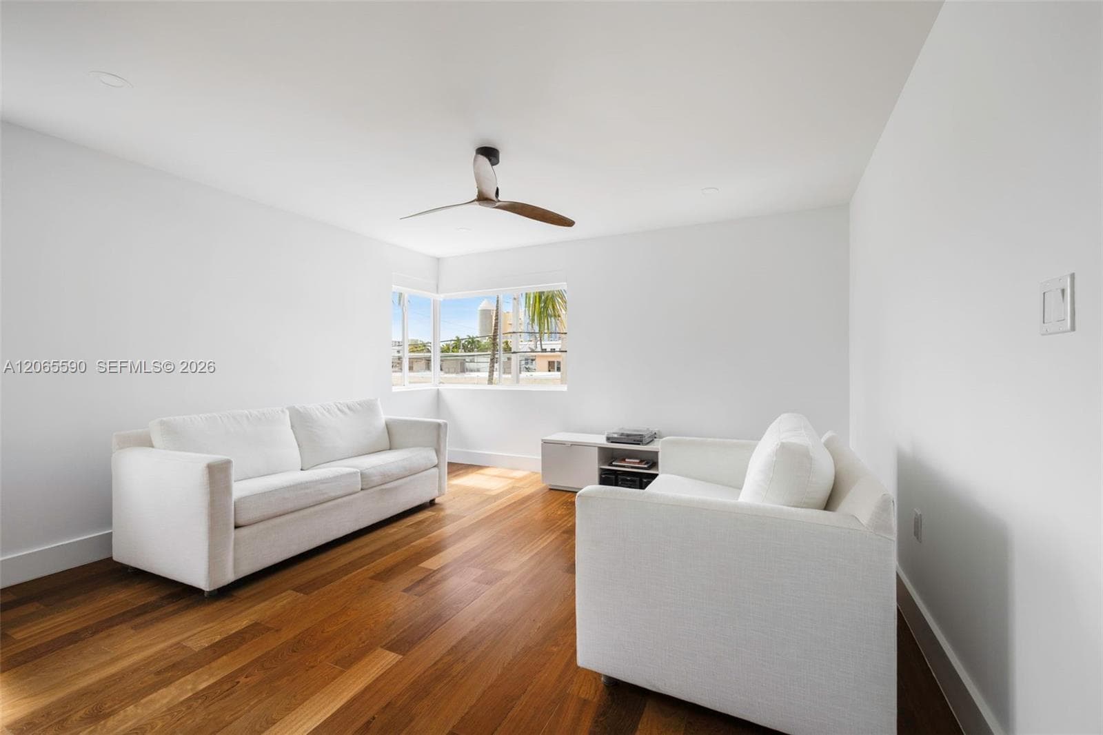 741 6th St # 202-W, Miami Beach FL 33139 photo 4