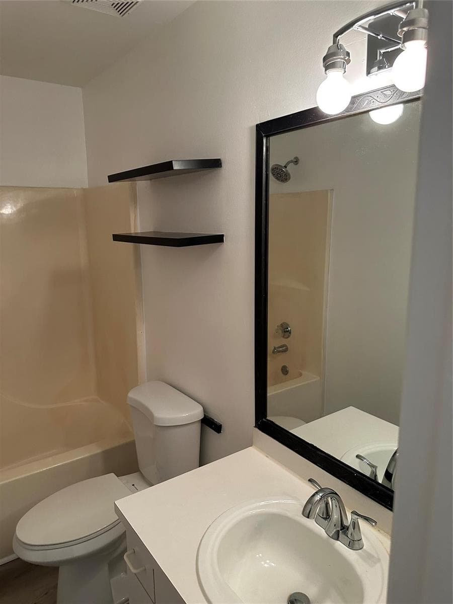 2825 Stoneway Lane # 2825, Fort Pierce FL 34982 photo 4