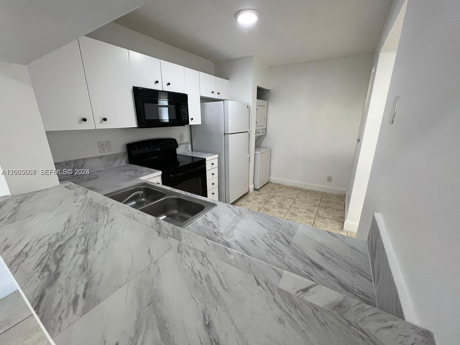 2421 NW 56th Ave # 2-103, Lauderhill FL 33313 photo 2