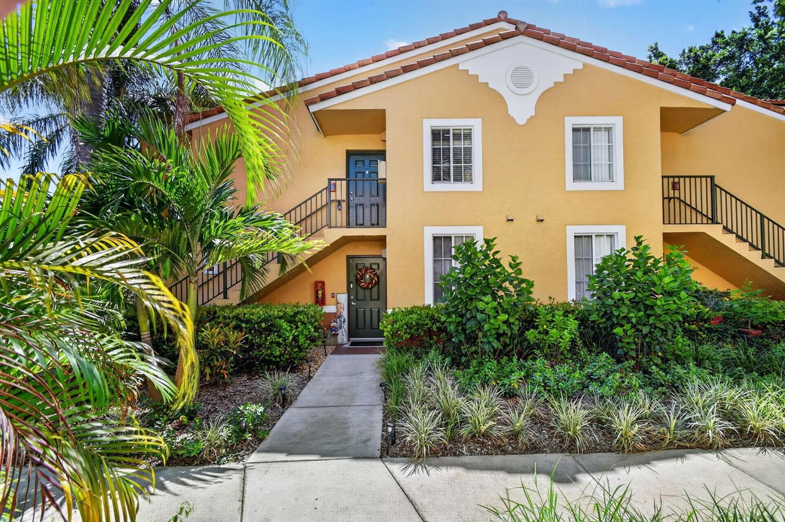 160 YACHT CLUB Way # 211, Hypoluxo FL 33462