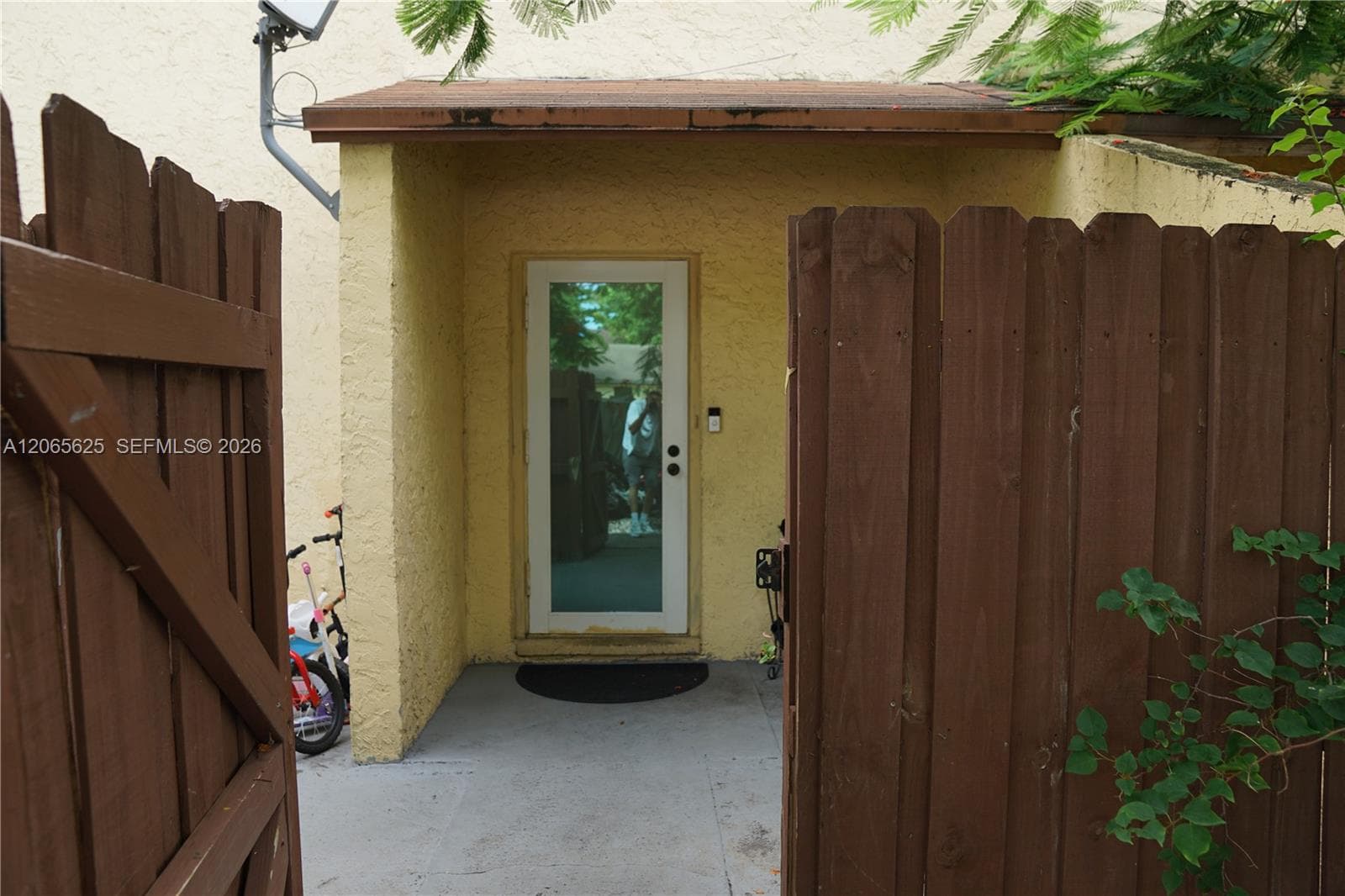 4332 NW 3rd Terrace, Deerfield Beach FL 33064 photo 4