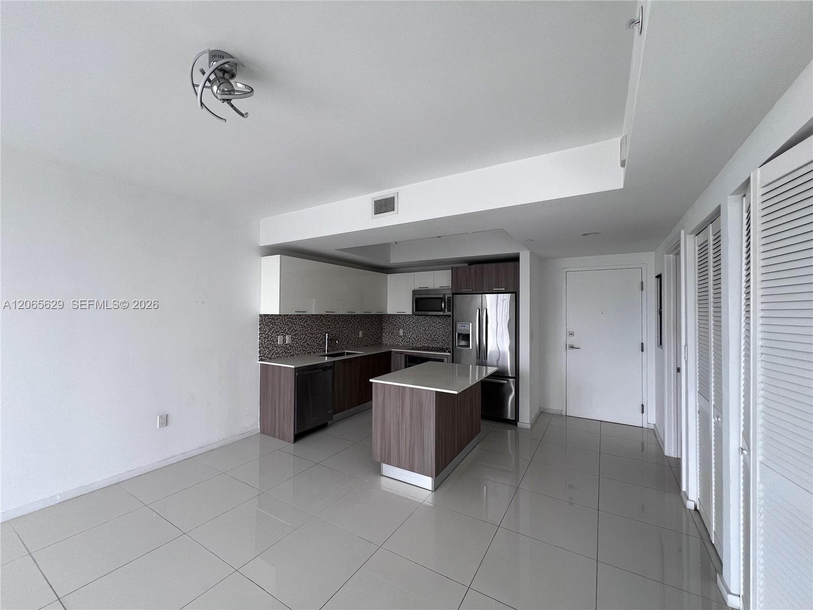 5300 Paseo Blvd # 1807, Doral FL 33166 photo 3