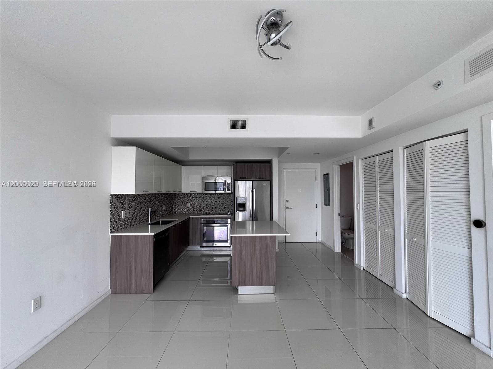 5300 Paseo Blvd # 1807, Doral FL 33166 photo 5