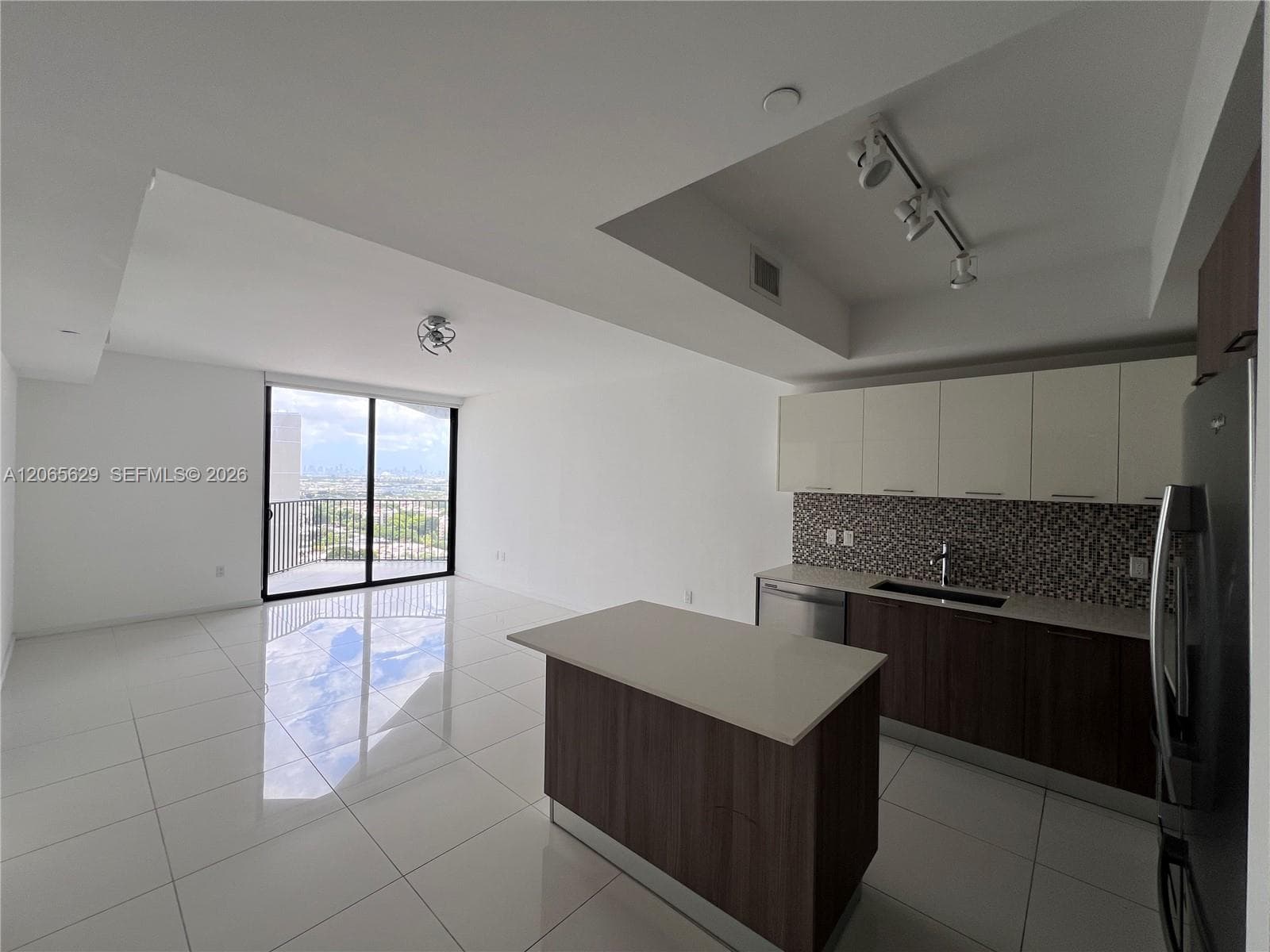 5300 Paseo Blvd # 1807, Doral FL 33166 photo 4