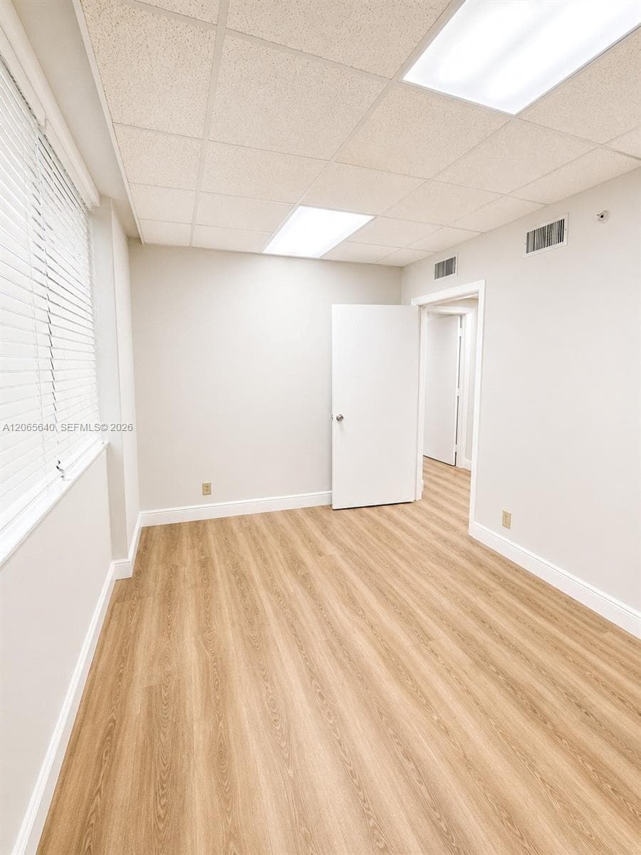 825 Brickell Bay Dr # 1751, Miami FL 33131 photo 2