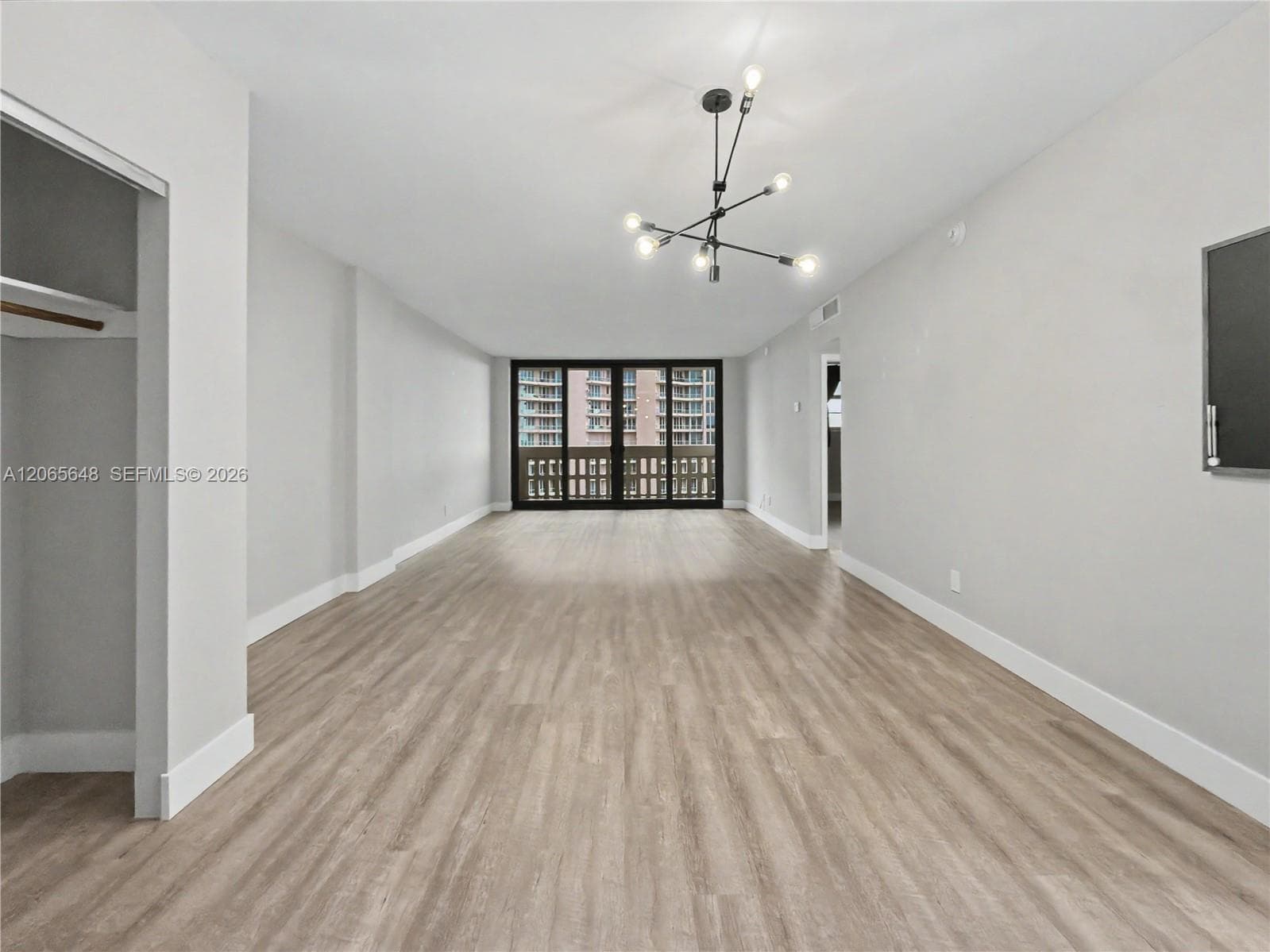 90 Edgewater Dr # 818, Coral Gables FL 33133 photo 4