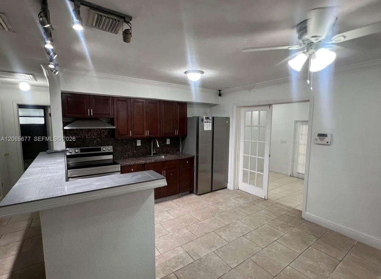 120 NE 185th Ter # 120, Miami FL 33179 photo 4