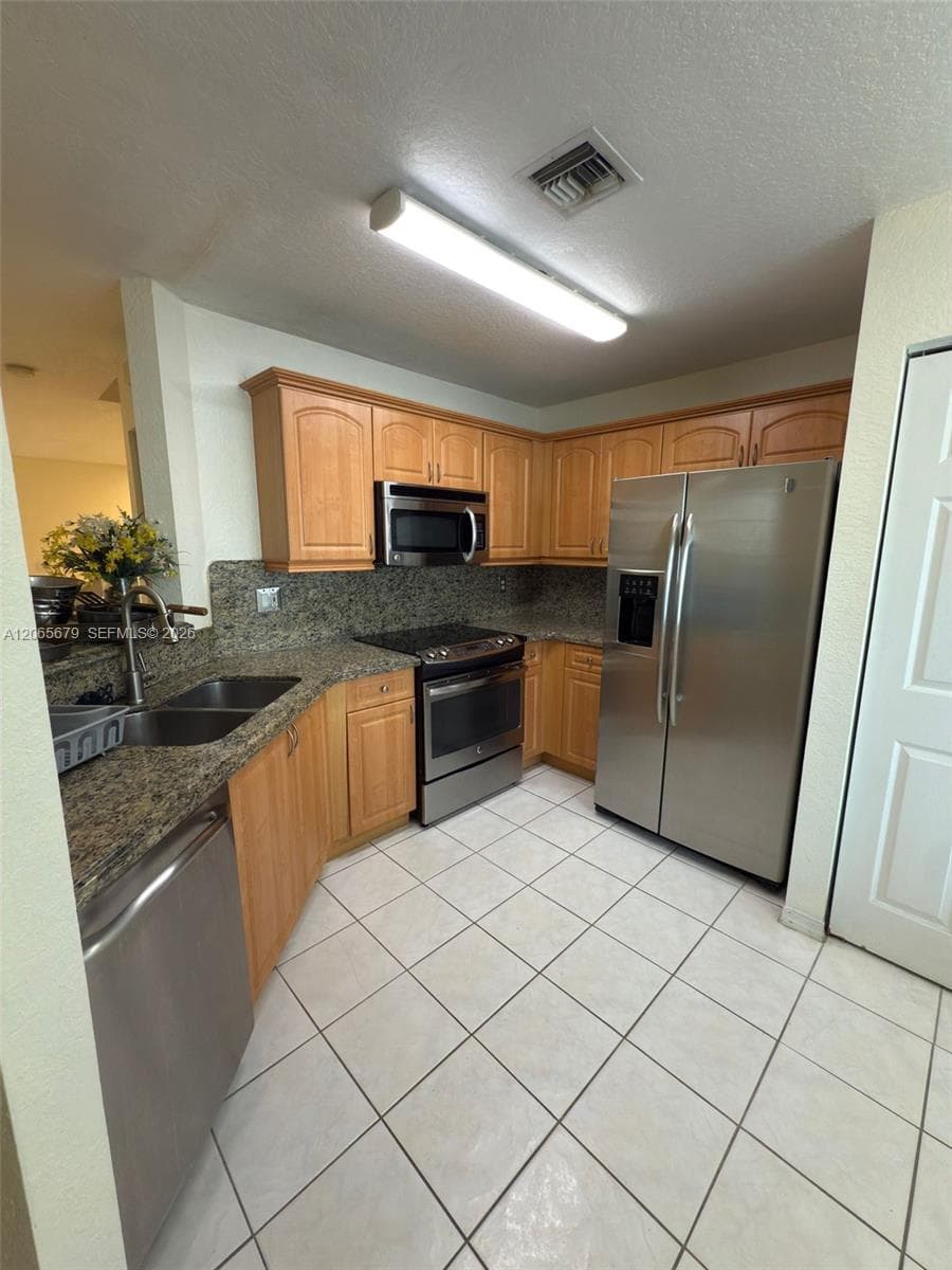 1105 SW 44th Way # 1105, Deerfield Beach FL 33442 photo 4