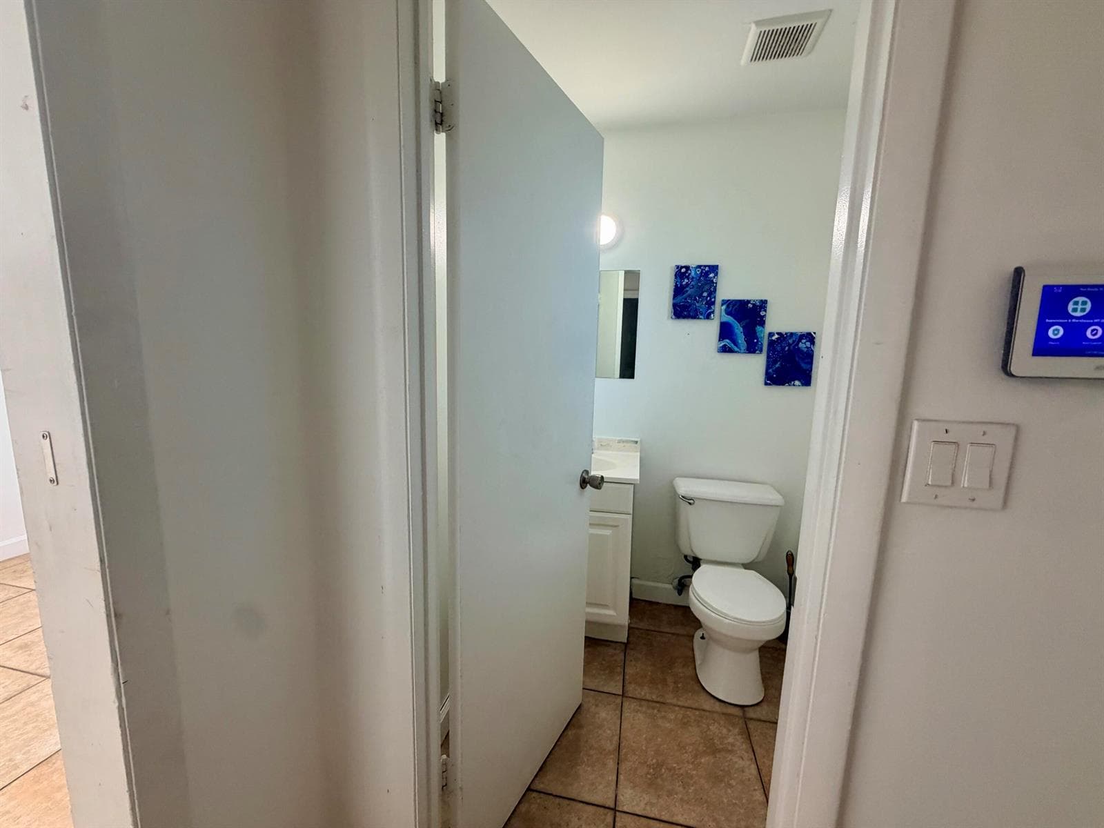 407 NW 10TH Terrace # 407, Hallandale Beach FL 33009 photo 2