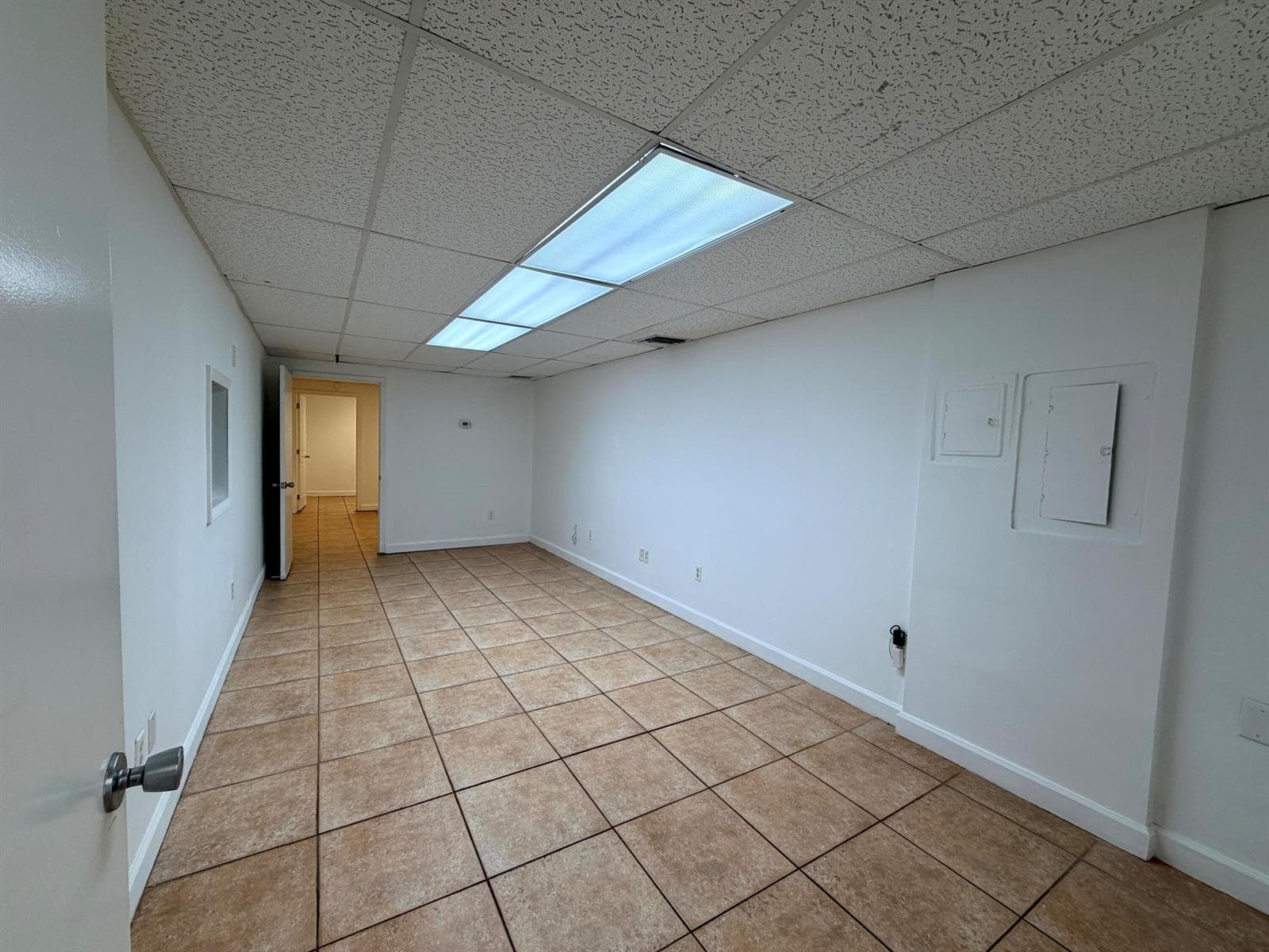 407 NW 10TH Terrace # 407, Hallandale Beach FL 33009 photo 4