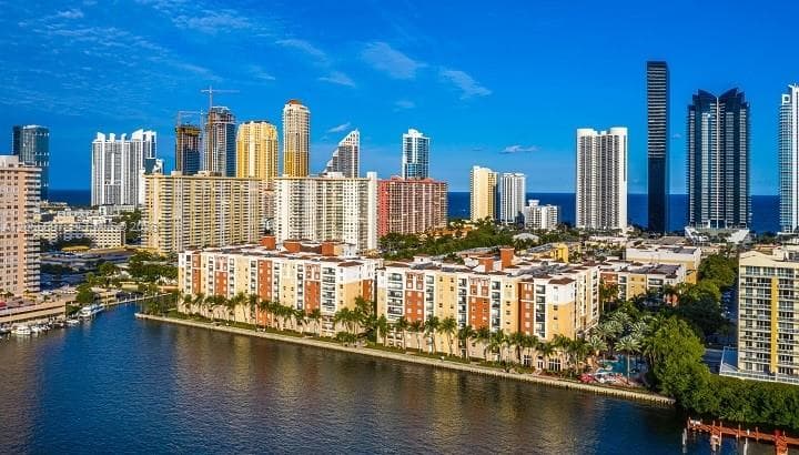 17150 N Bay Rd # 2602, Sunny Isles Beach FL 33160 photo 3