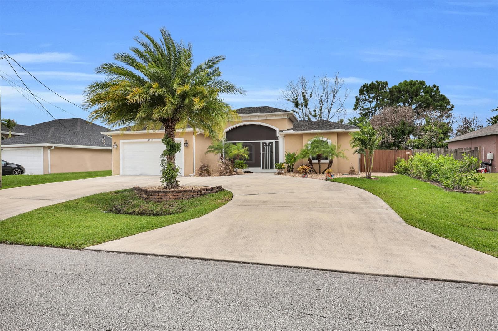 5784 NW WESLEY Road, Port St. Lucie FL 34986
