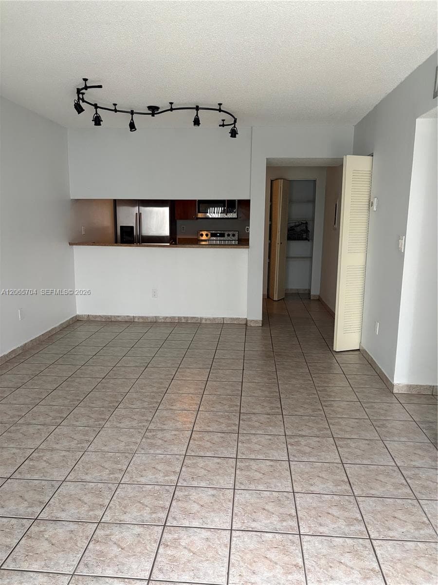18236 Mediterranean Blvd # 3-12, Hialeah FL 33015 photo 5