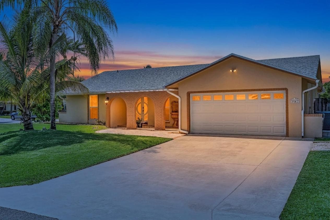 3947 NW 22ND Street, Coconut Creek FL 33066 photo 2
