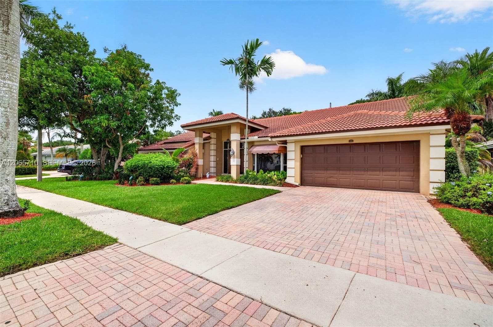 581 NW 110th Ave, Plantation FL 33324 photo 3