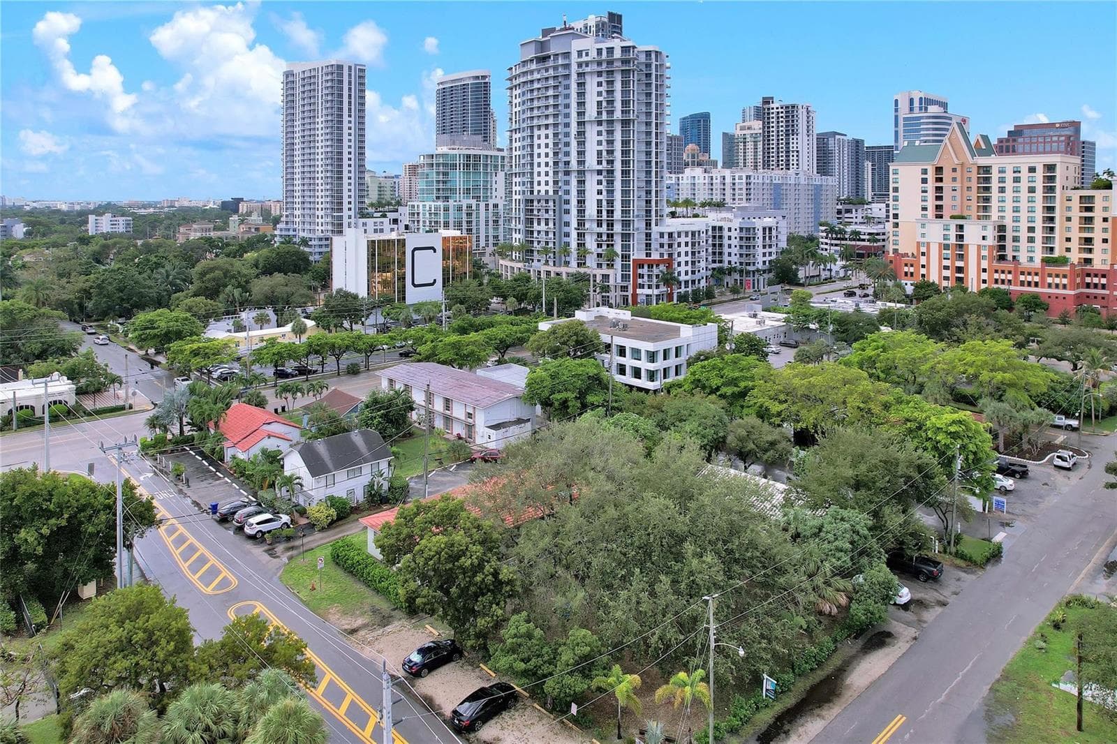 17 NE 9TH Avenue, Fort Lauderdale FL 33301
