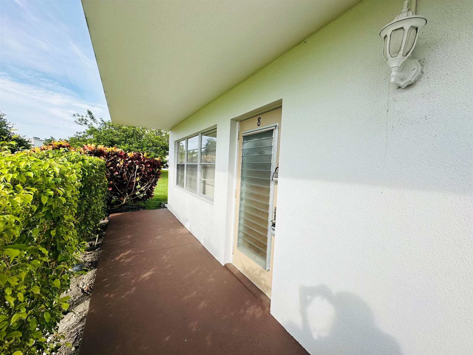 8 GRANTHAM D, Deerfield Beach FL 33442 photo 2