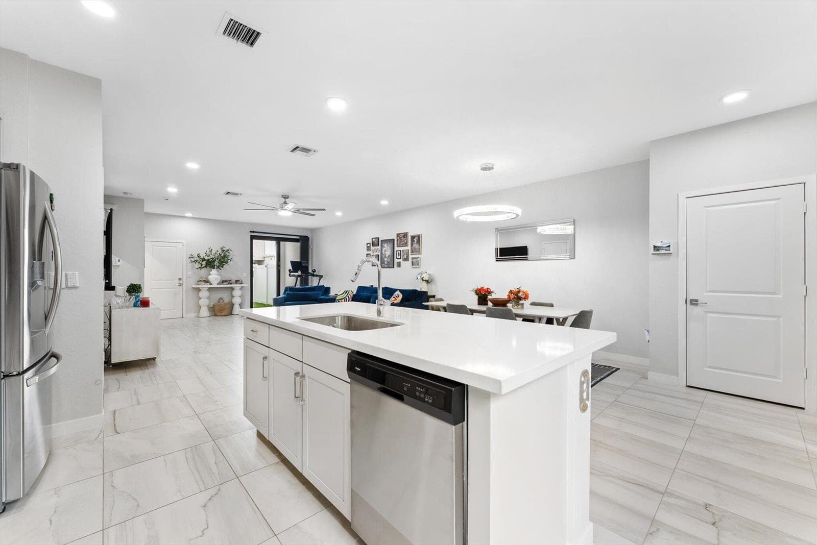 405 NW 17th Street, Fort Lauderdale FL 33311 photo 4