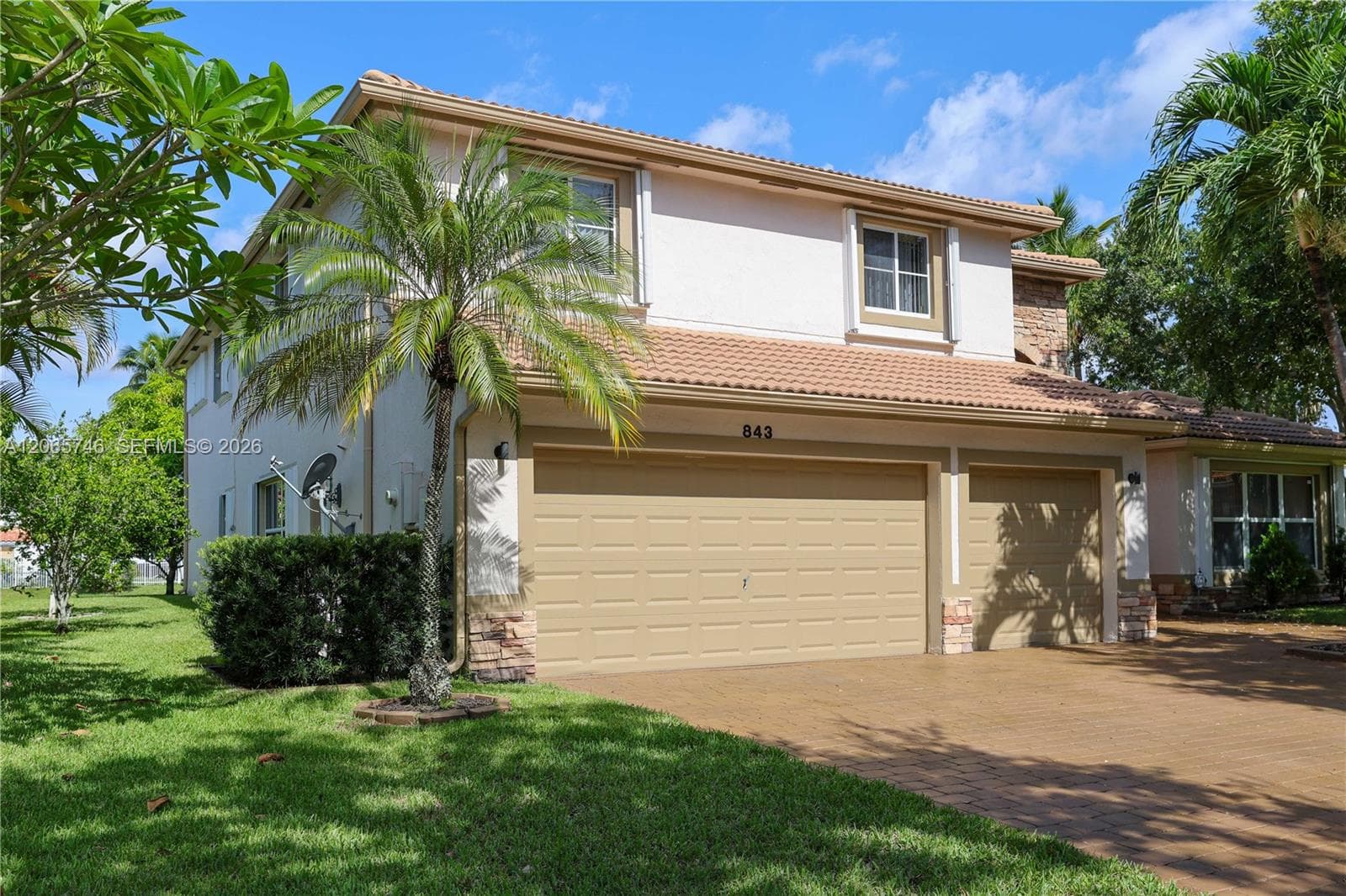 843 NW 131st Ave, Sunrise FL 33325 photo 2