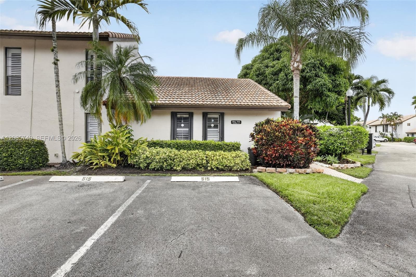 958 Mockingbird Ln # 515, Plantation FL 33324 photo 2