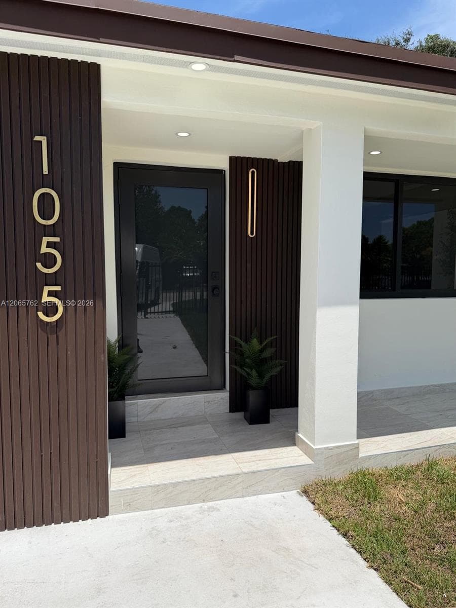 1055 NW 143rd St, Miami FL 33168 photo 3