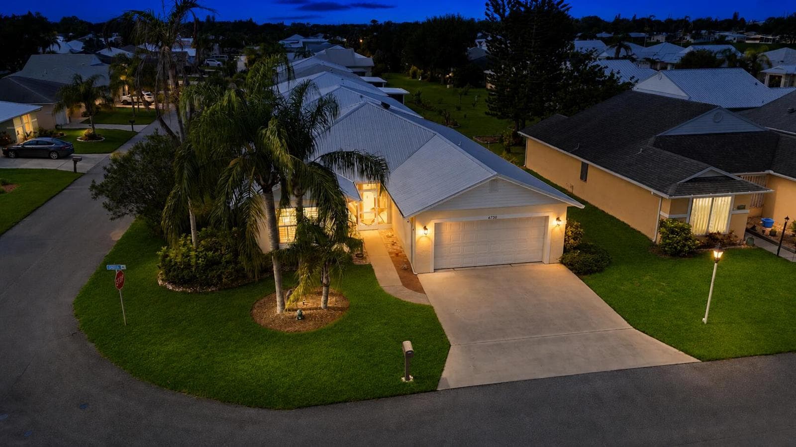 6730 Gaviota, Fort Pierce FL 34951 photo 2