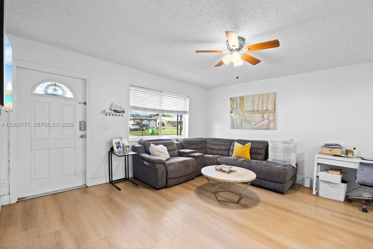 8921 NW 26th Pl, Sunrise FL 33322 photo 5