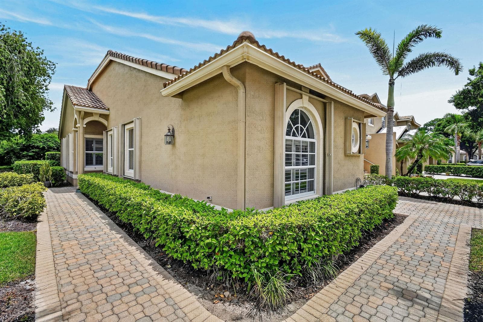 7007 Torrey Pines Circle, FL 34986 photo 3