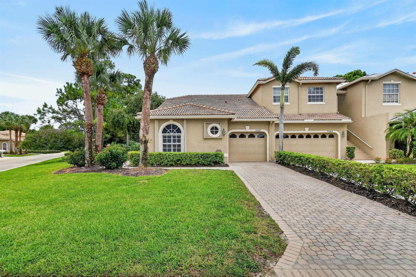 7007 Torrey Pines Circle, FL 34986