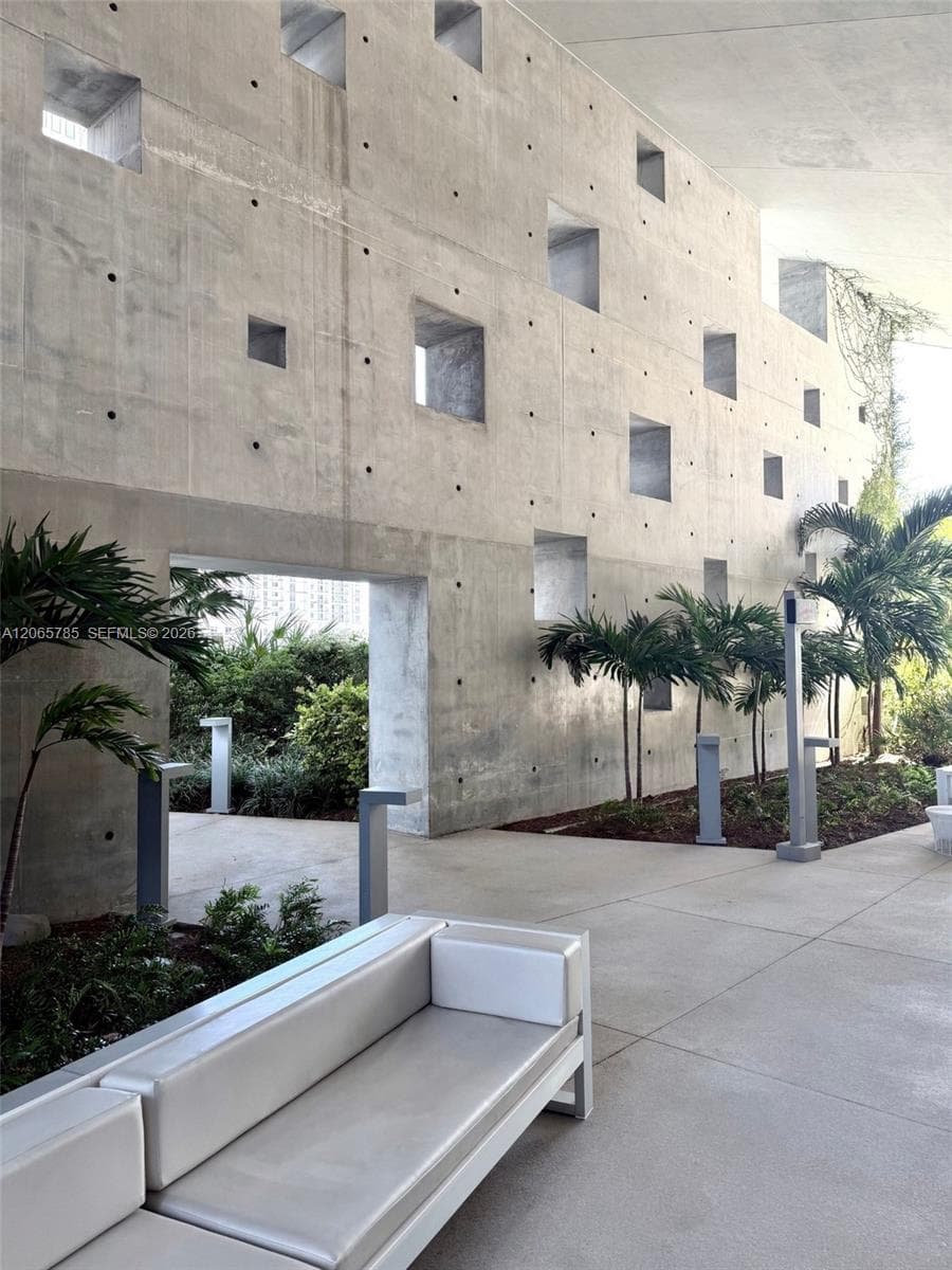 88 SW 7th St # 1908, Miami FL 33130 photo 5